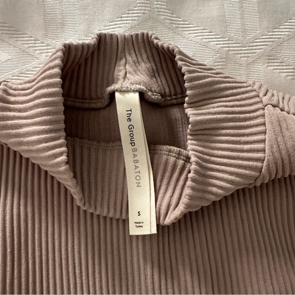 Babaton Cropped Sleeveless top - Picture 4 of 4